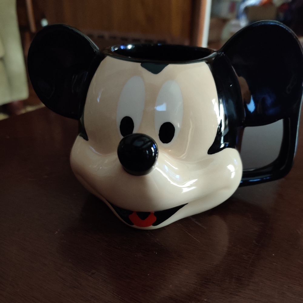 Disney Mickey mug ☕